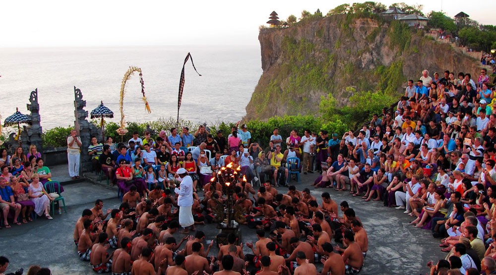 uluwatu show